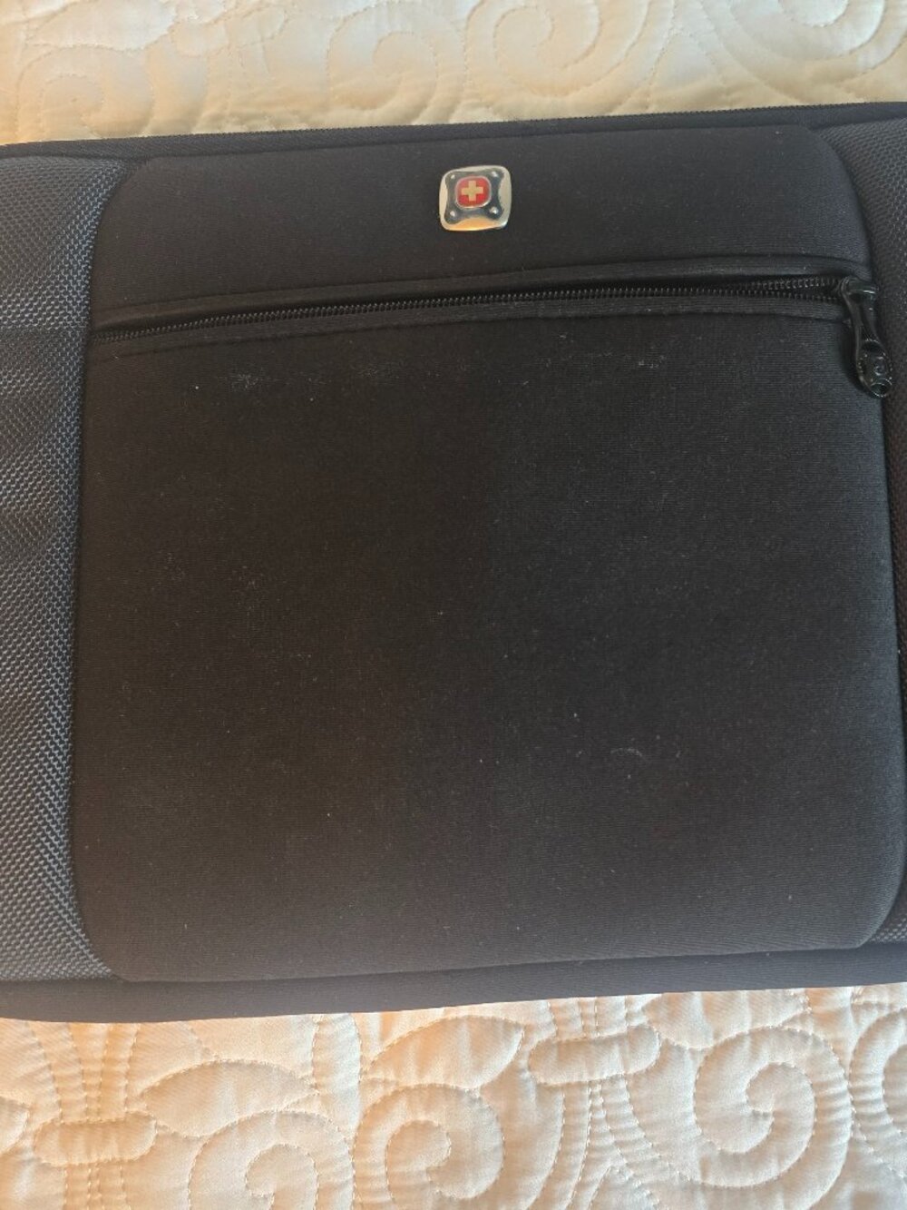 SwissGear Black Tablet/iPad Sleeve Case w/ Zip Pocket